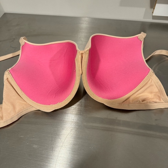 Set of two Pink by Victoria Secret Wear Everywhere Push-up Bras - Picture 14 of 16